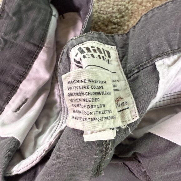 Urban Pipeline Mens Cargo Shorts Gray Cotton Size 36 x 12 Outdoors F072 - Picture 6 of 13